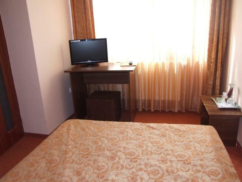 Plaisir Hotell Ploieşti Rom bilde